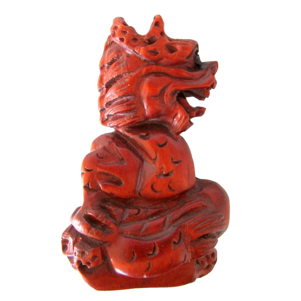 Vintage Japanese Asian Boxwood Sitting Dragon NETSUKE Signed 2.5"